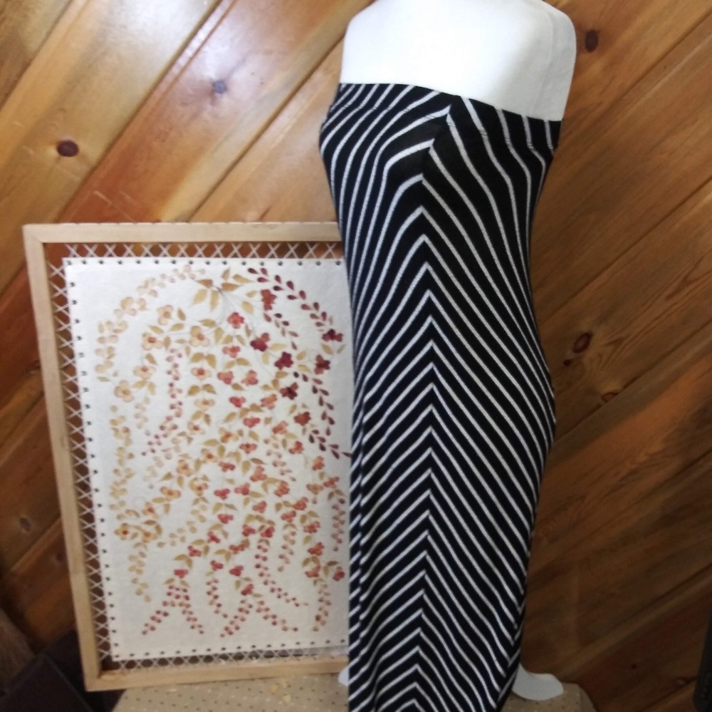 Iris Los Angeles Small Black&White Tube Top Dress
